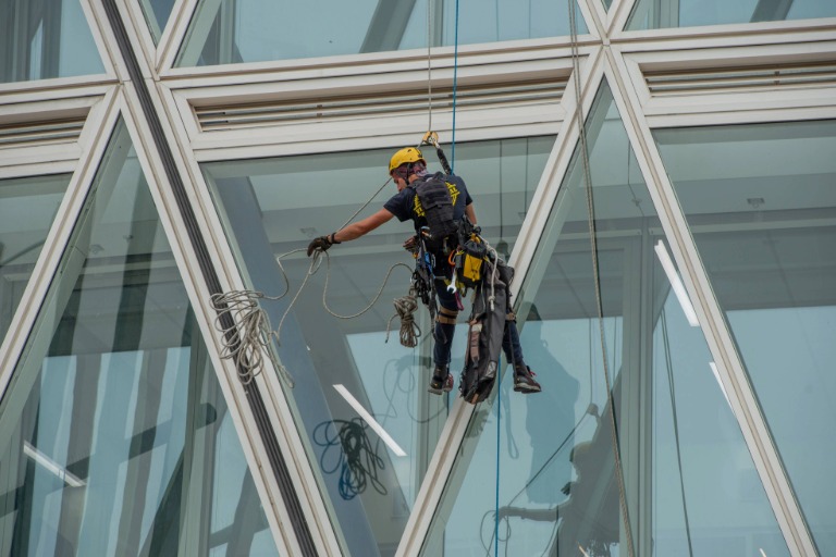 Cleaning Company Dubai Contact